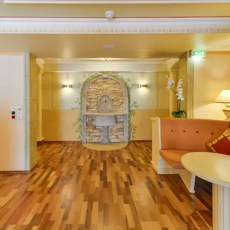 Posthotel Hofherr فندق Konigsdorf