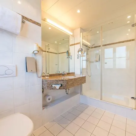 Posthotel Hofherr فندق 4*